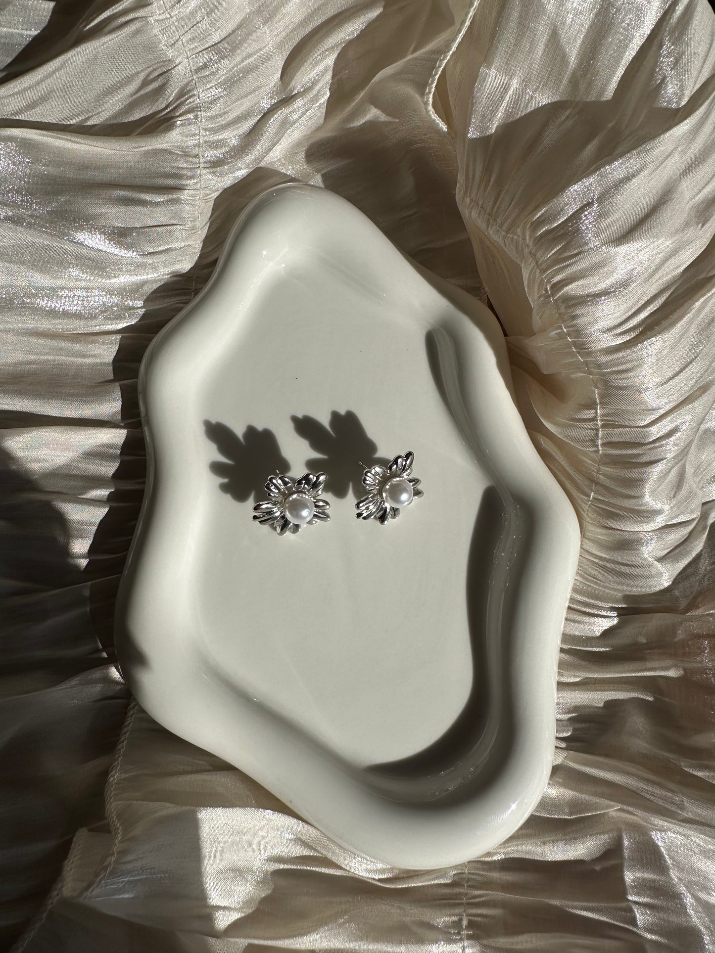 Boucles d'Oreilles Éveil Nacré